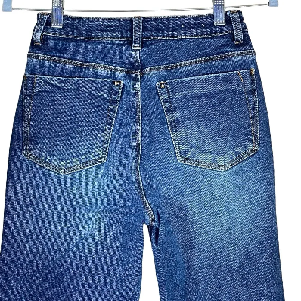 a loves a Women’s High-Rise Medium Wash Straight Leg Fringe Hem Jeans 27 EUC - Picture 8 of 16